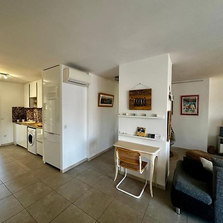 Cassis Village Options Parking And Baby Bagian luar foto