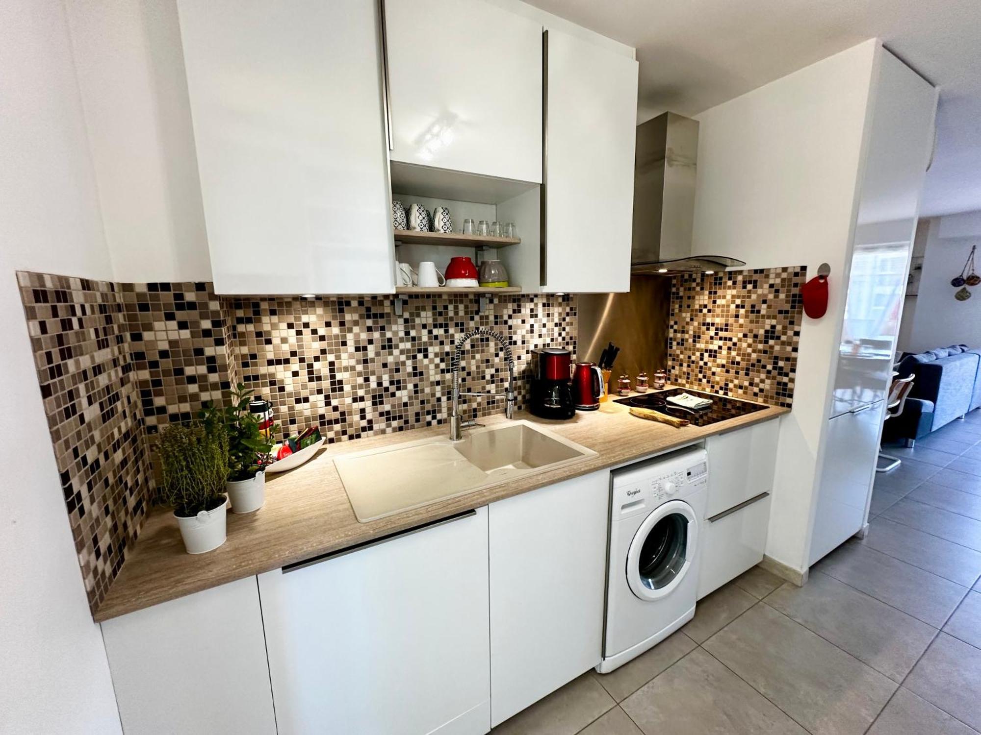 Cassis Village Options Parking And Baby Bagian luar foto