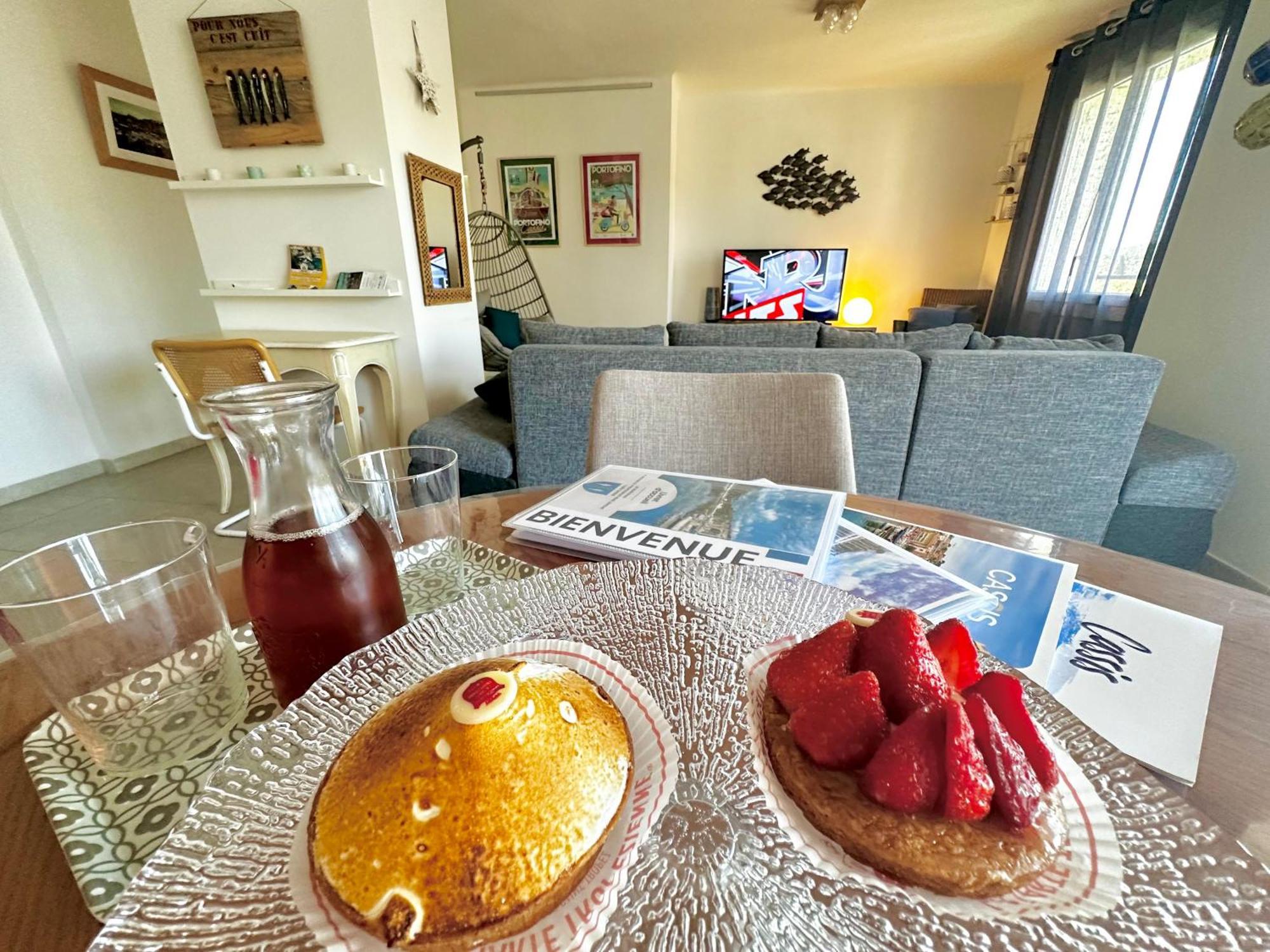 Cassis Village Options Parking And Baby Bagian luar foto